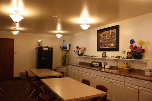 Redwood Motor Inn ブランドン エクステリア 写真