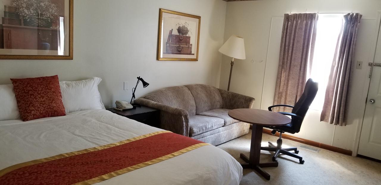 Redwood Motor Inn ブランドン エクステリア 写真